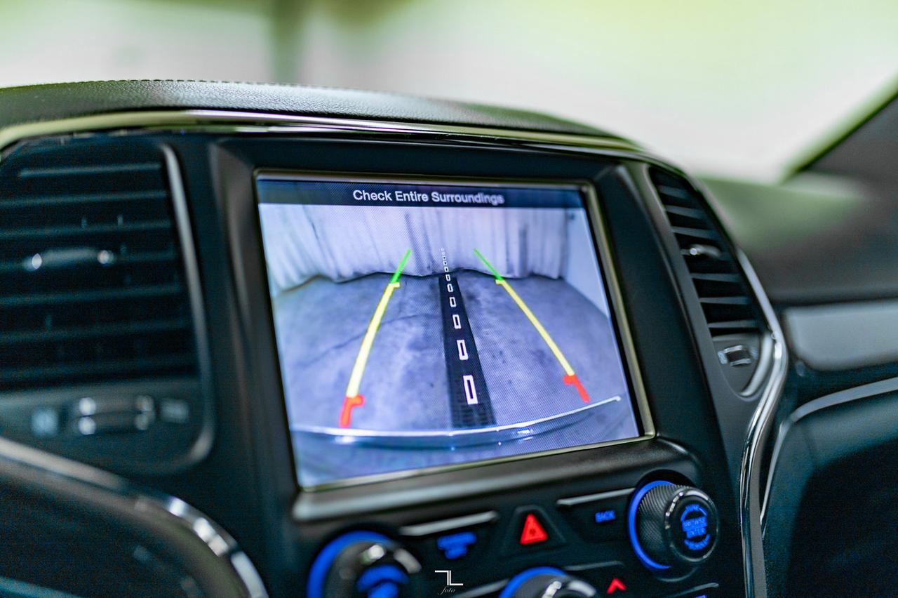 2014 Jeep Grand Cherokee 4x4 Overland Leather Roof Nav Red Deer AB