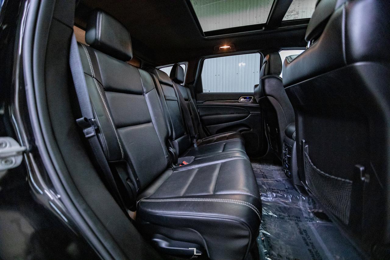 2014 Jeep Grand Cherokee 4x4 Overland Leather Roof Nav Red Deer AB