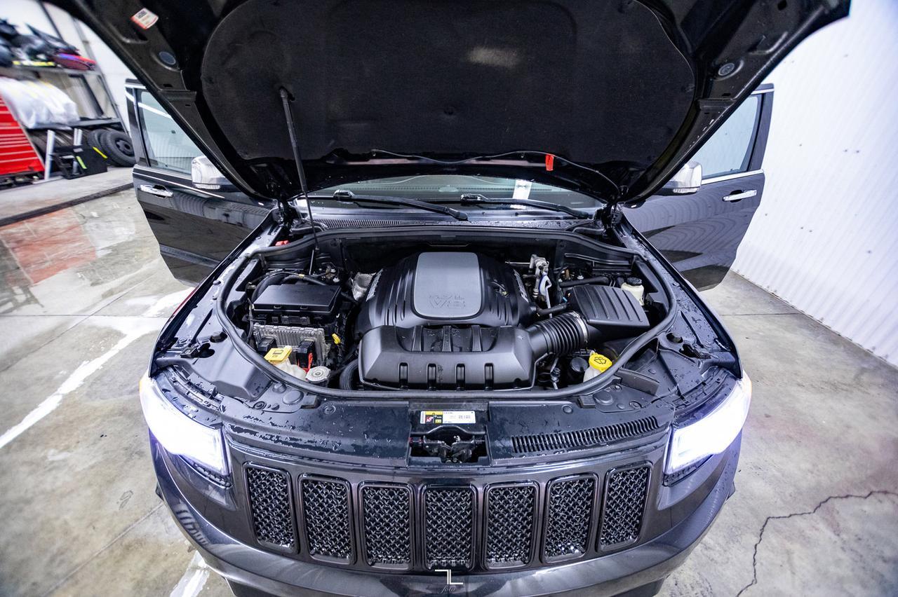 2014 Jeep Grand Cherokee 4x4 Overland Leather Roof Nav Red Deer AB