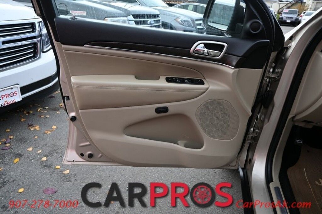 2014 Jeep Grand Cherokee Limited - 3.6L V6 - 4X4 - Front Leather Heated Seats & Steering Wheel - 2nd Row Heated Seats - Remote Start - Fog Lights - Bluetooth - Backup Camera Anchorage AK