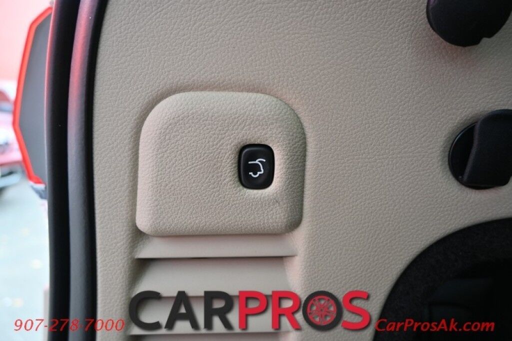 2014 Jeep Grand Cherokee Limited - 4X4 - Front & Rear Heated Leather Seats - Heated Steering Wheel - Sunroof - Remote Start - Power Liftgate - Fog Lights - Bluetooth - Backup Camera Anchorage AK