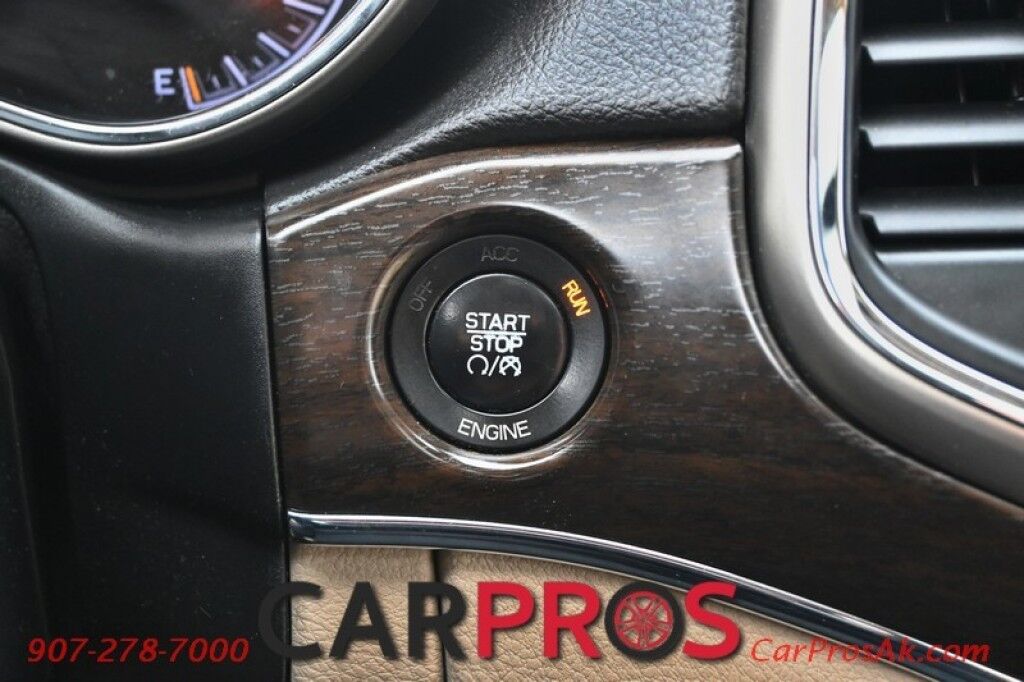 2014 Jeep Grand Cherokee Limited - 4X4 - Front & Rear Heated Leather Seats - Heated Steering Wheel - Sunroof - Remote Start - Power Liftgate - Fog Lights - Bluetooth - Backup Camera Anchorage AK