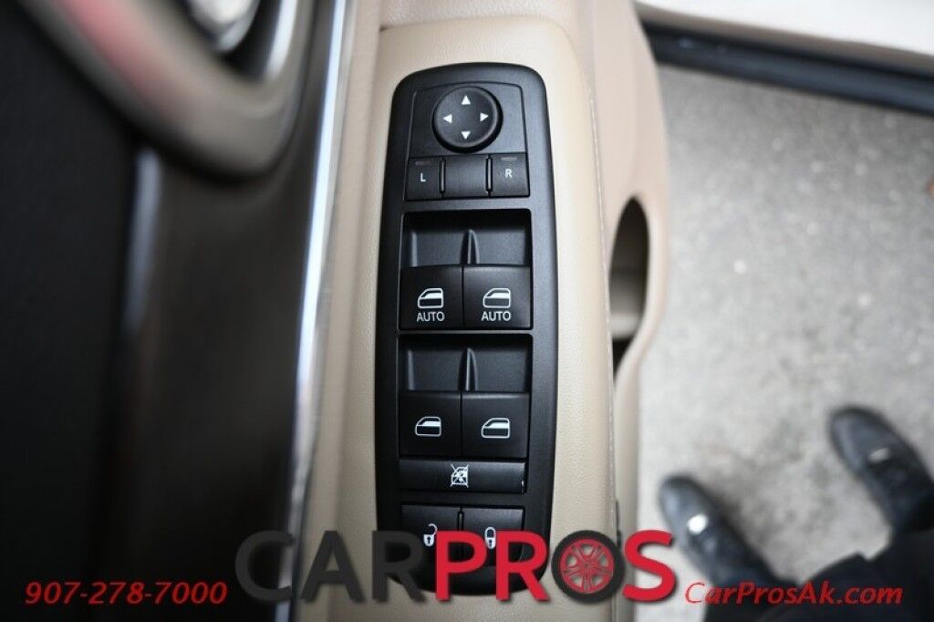 2014 Jeep Grand Cherokee Limited - 4X4 - Front & Rear Heated Leather Seats - Heated Steering Wheel - Sunroof - Remote Start - Power Liftgate - Fog Lights - Bluetooth - Backup Camera Anchorage AK