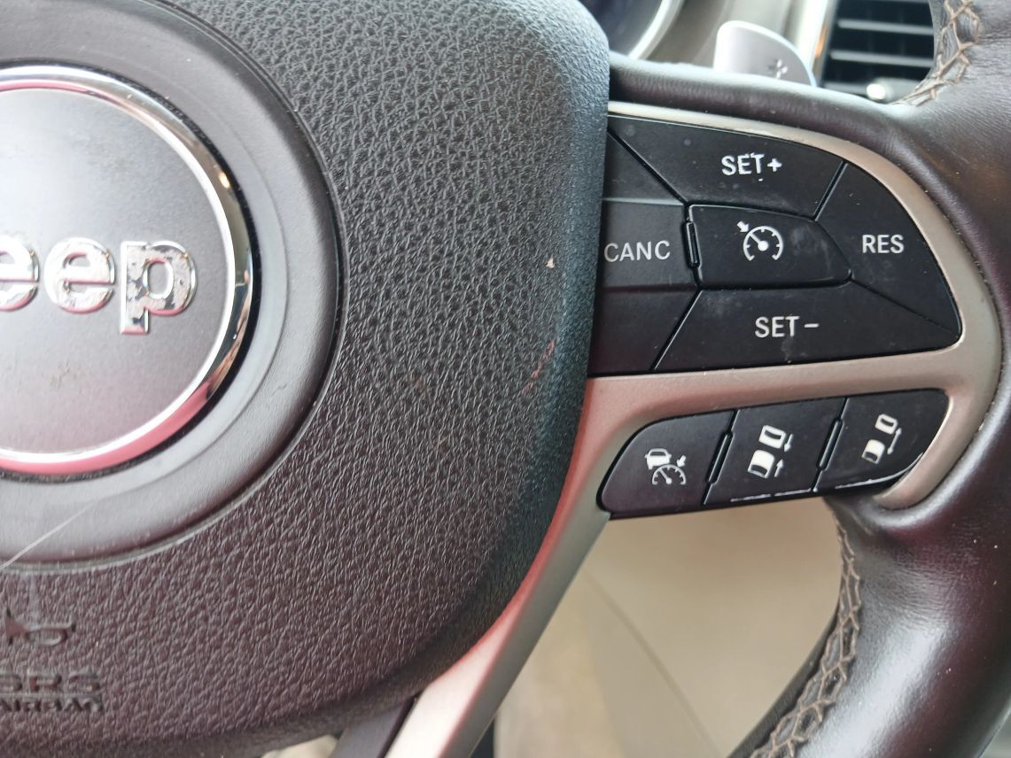 2014 Jeep Grand Cherokee Overland Sport Utility 4D Maitland FL