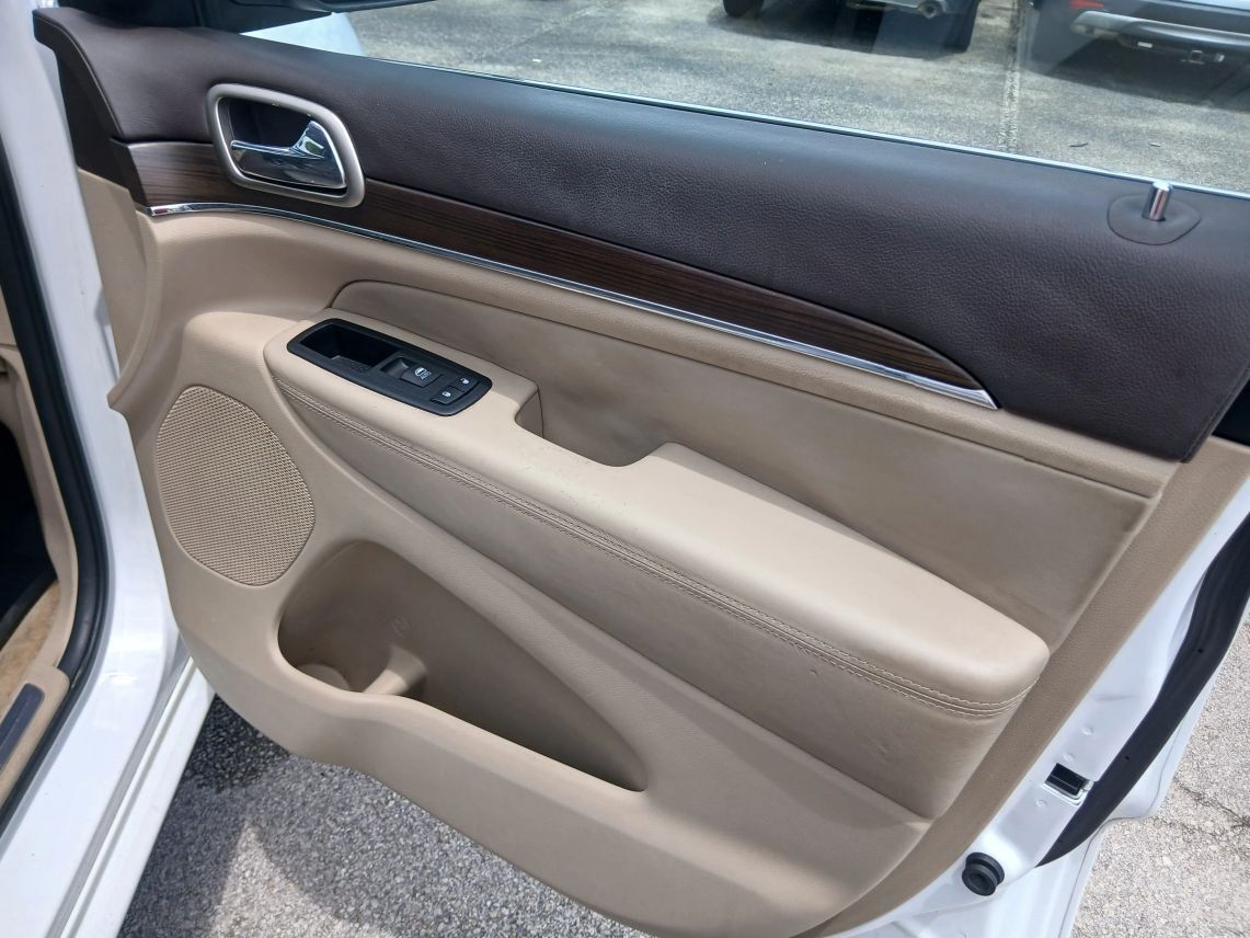 2014 Jeep Grand Cherokee Overland Sport Utility 4D Maitland FL