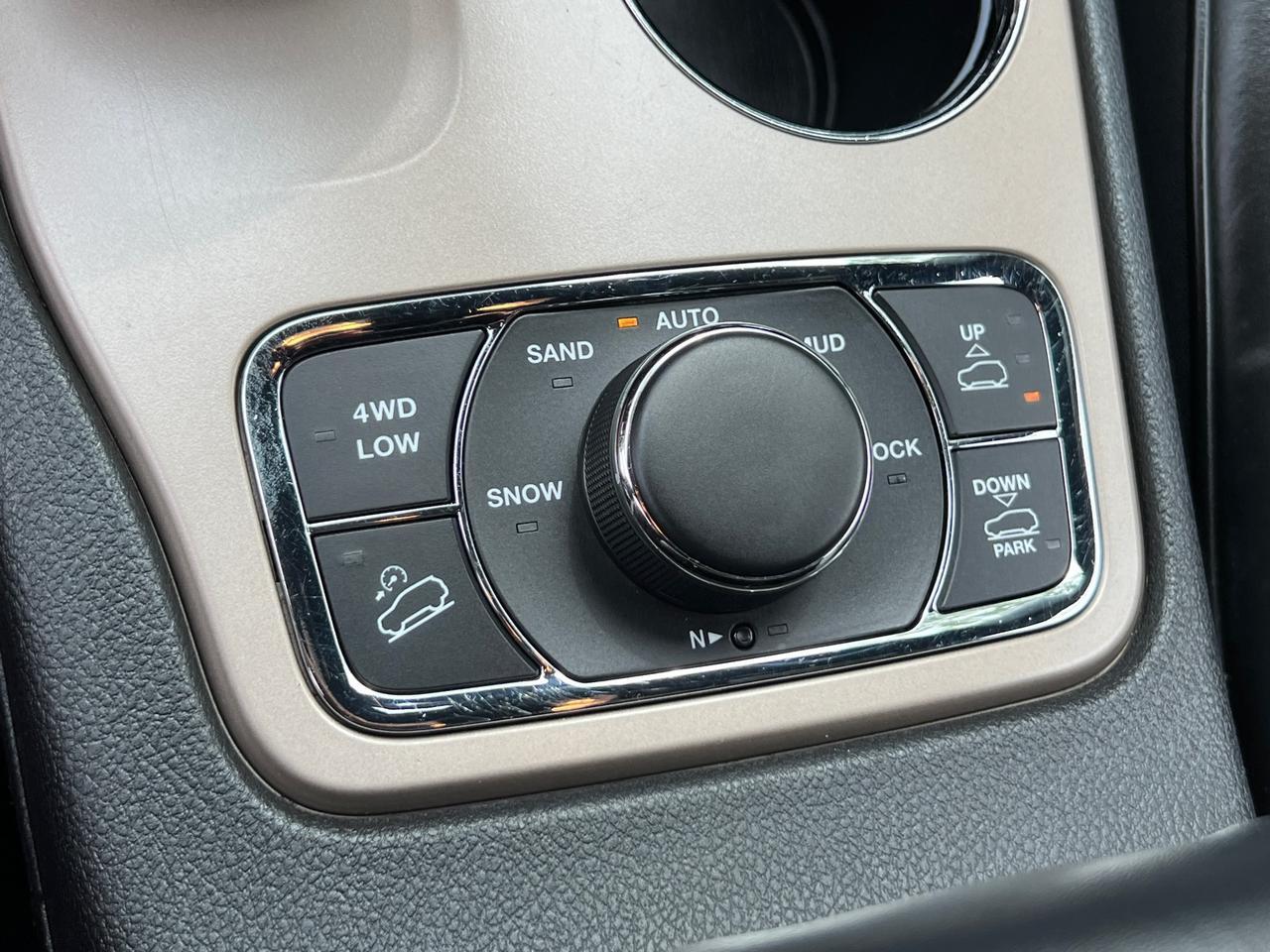 2014 Jeep Grand Cherokee Overland Hagerstown MD