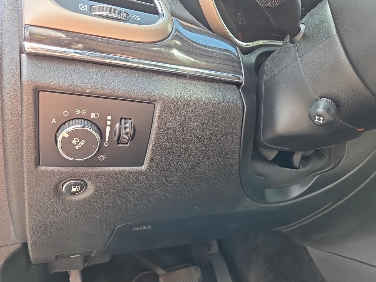 2014 Jeep Grand Cherokee Overland Fredericksburg VA