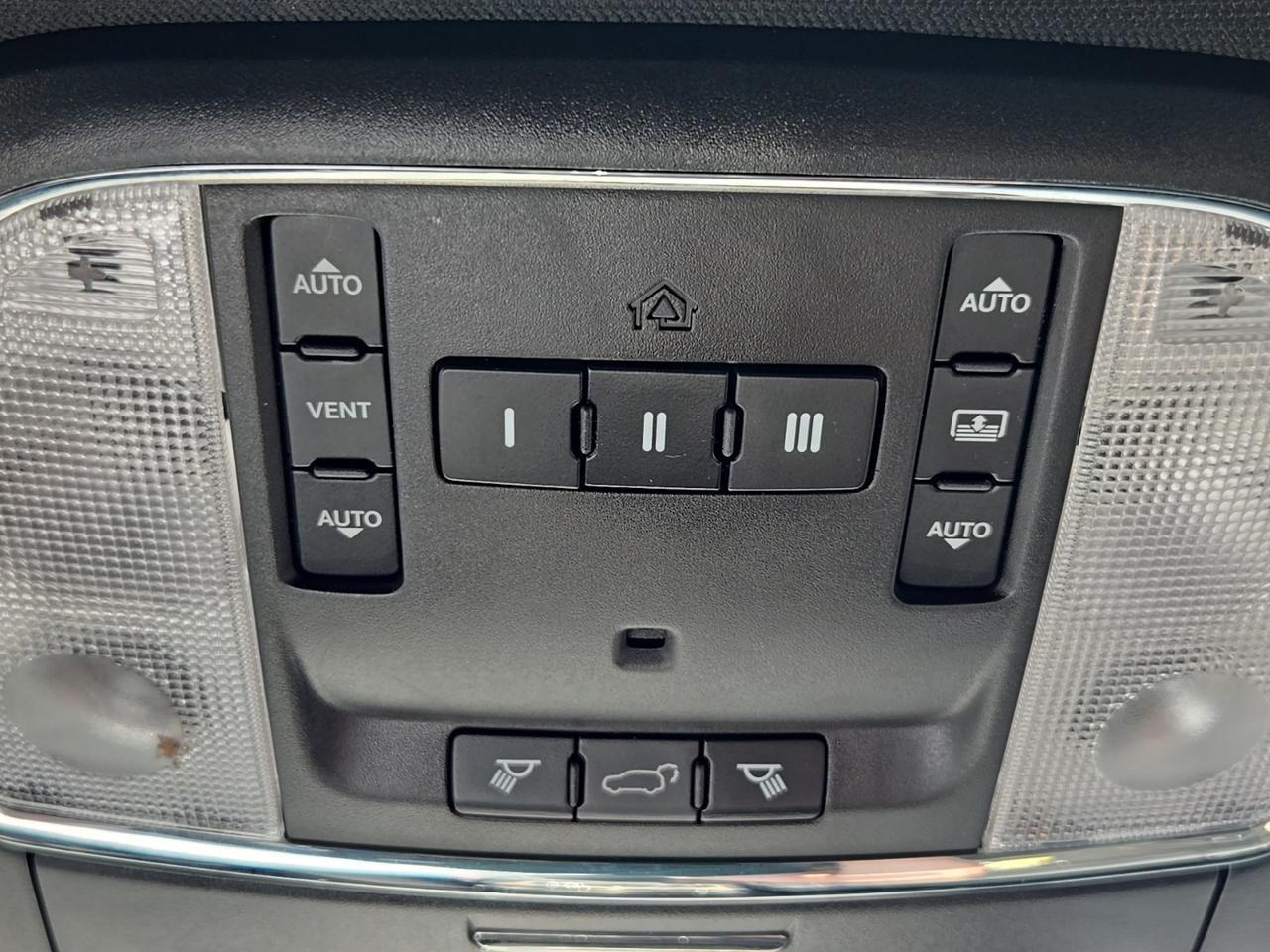 2014 Jeep Grand Cherokee Overland Fredericksburg VA