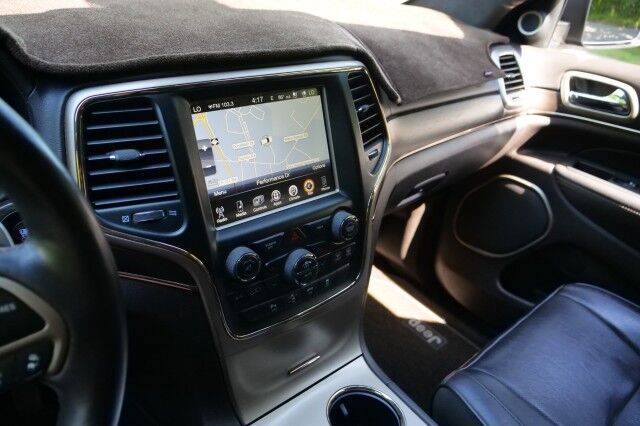 2014 Jeep Grand Cherokee Summit / 4WD / 5.7L V8 / Rear Entertainment! High Point NC
