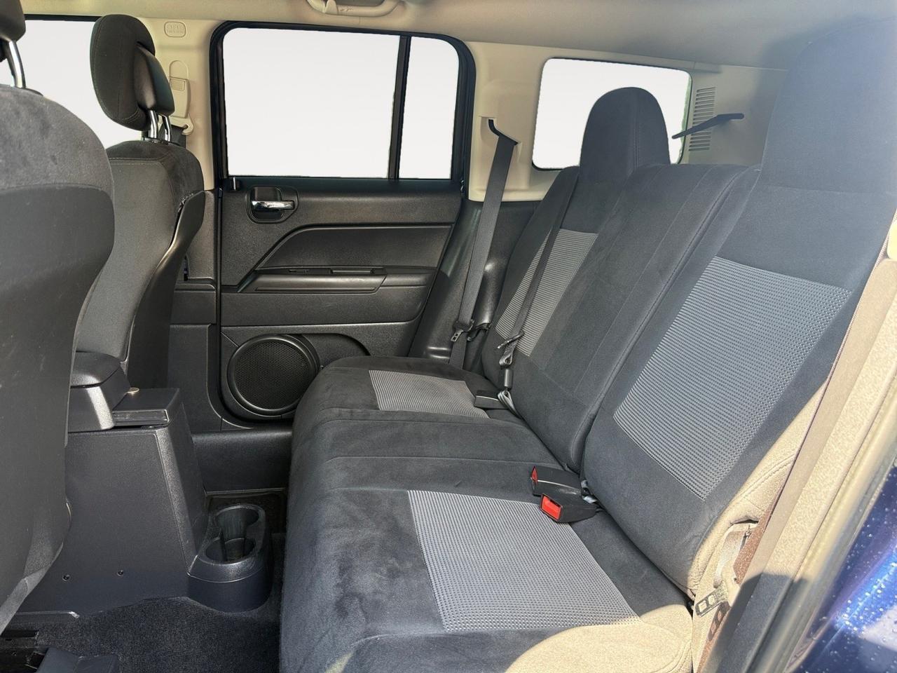 2014 Jeep Patriot Latitude, HEATED SEATS, SUNROOF, BLUETOOTH, POWER/HEATED MIRRORS, UNIVERSAL GARAGE DOOR OPENER, KEYLESS ENTRY, COME AND TEST DRIVE THIS JEEP PATRIOT TODAY! Norfolk VA
