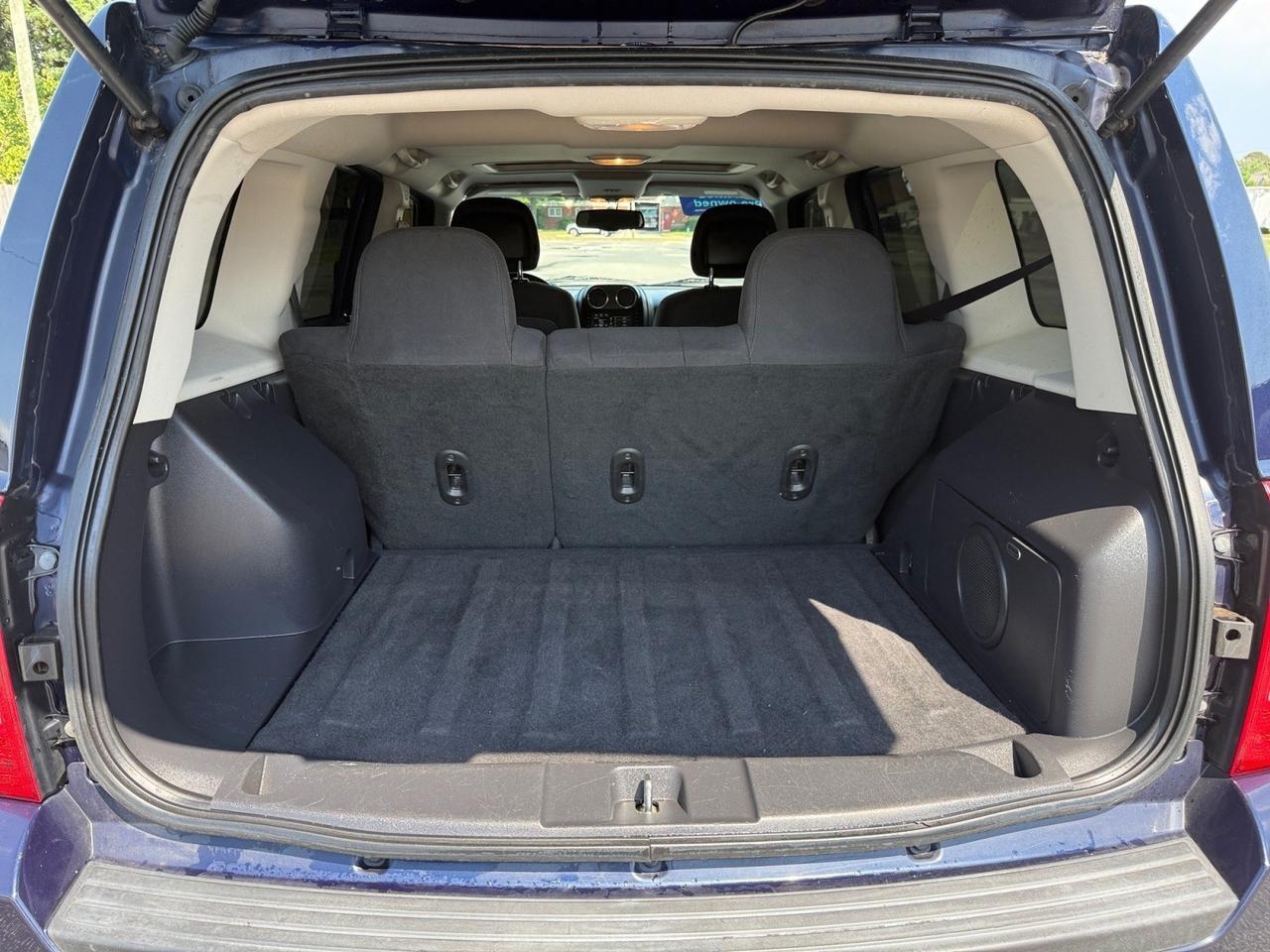2014 Jeep Patriot Latitude, HEATED SEATS, SUNROOF, BLUETOOTH, POWER/HEATED MIRRORS, UNIVERSAL GARAGE DOOR OPENER, KEYLESS ENTRY, COME AND TEST DRIVE THIS JEEP PATRIOT TODAY! Norfolk VA
