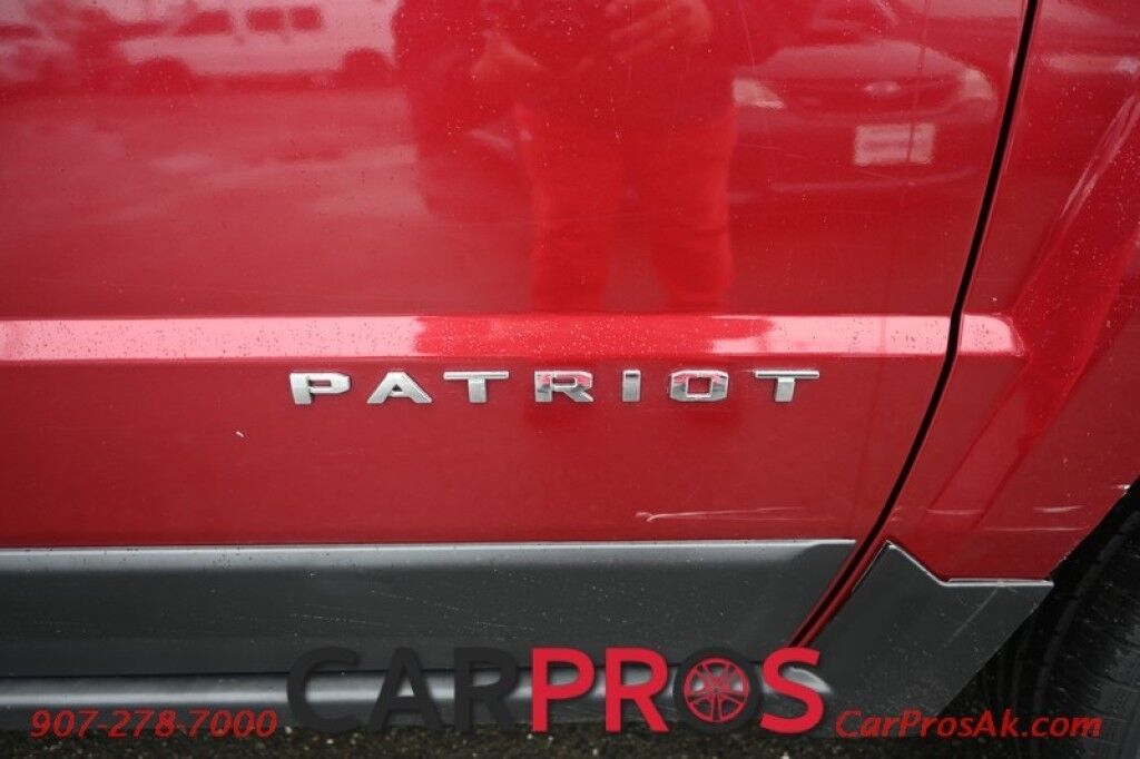 2014 Jeep Patriot Limited - 4X4 - Automatic - Boston Acoustic Sound System - Auto Start - Heated Leather Bucket Seats - Sunroof - Navigation - Bluetooth - uConnect Voice Command - Air Conditioning - Engine Block Heater Anchorage AK