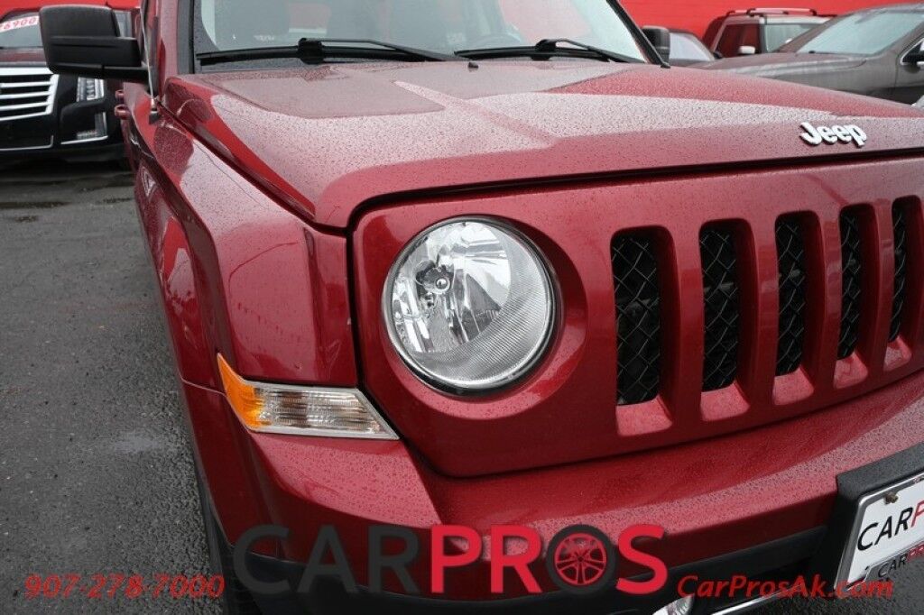 2014 Jeep Patriot Limited - 4X4 - Automatic - Boston Acoustic Sound System - Auto Start - Heated Leather Bucket Seats - Sunroof - Navigation - Bluetooth - uConnect Voice Command - Air Conditioning - Engine Block Heater Anchorage AK