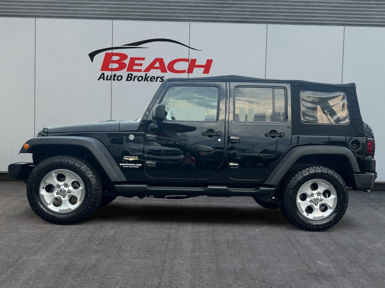 2014 Jeep WRANGLER UNLIMITED SAHARA 4X4 CONVERTIBLE SUV, SPRING IS HERE