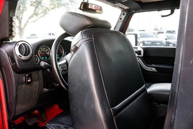 2014 Jeep Wrangler Sahara  Selma TX