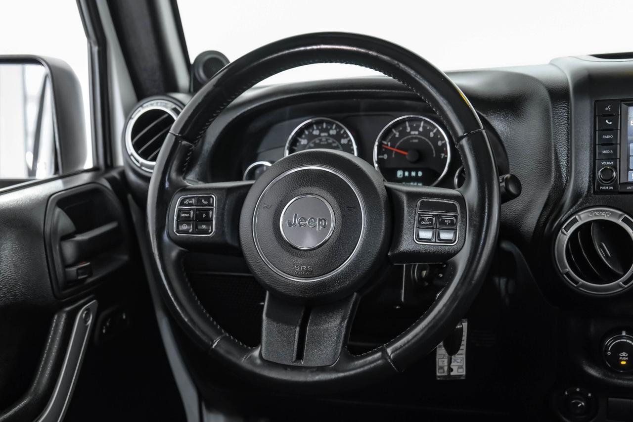 2014 Jeep Wrangler UNLIMITED SAHARA 4WD AUTOMATIC HARD TOP CONVERTIBLE NAVIGATION C Carrollton TX