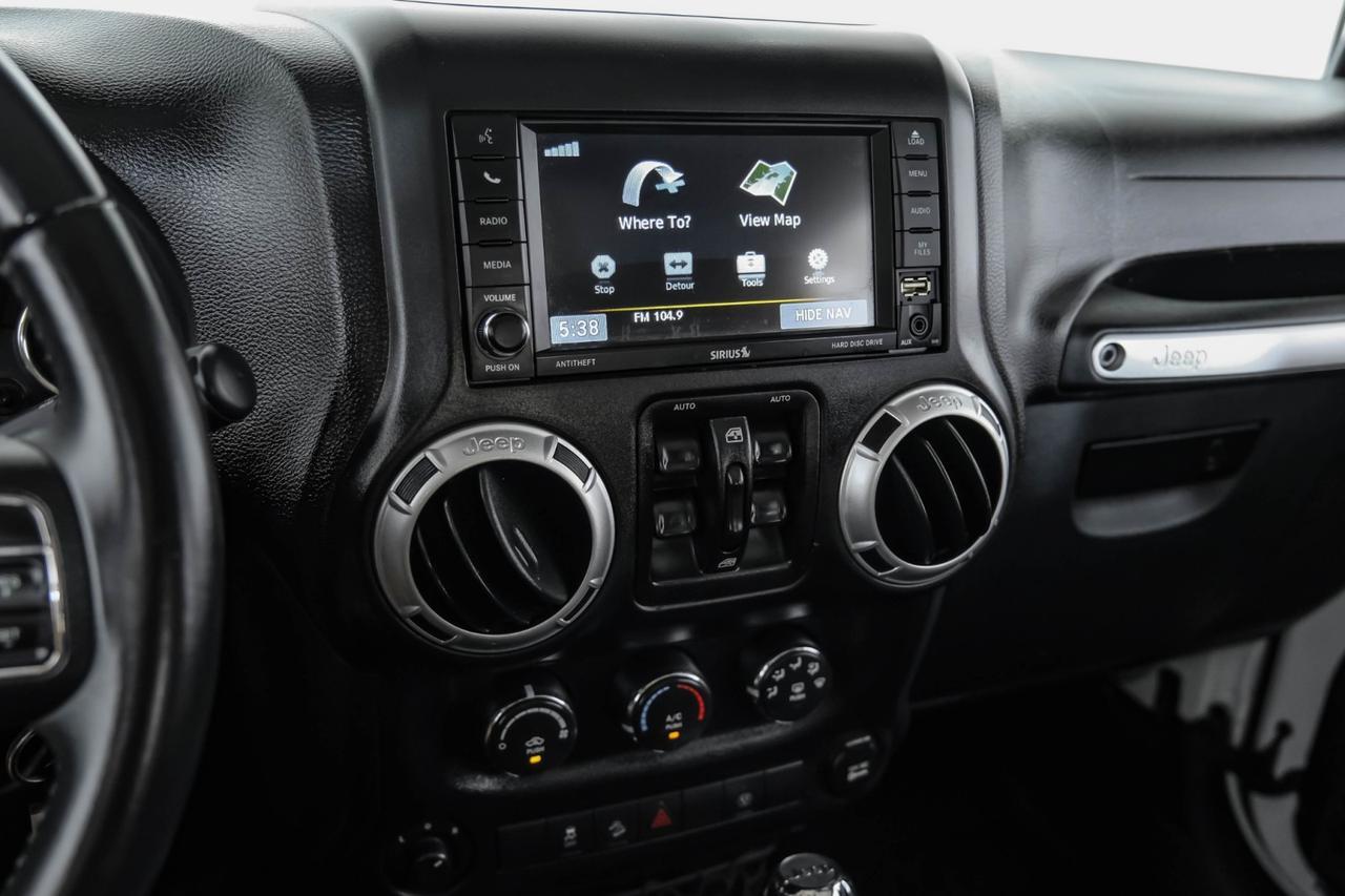 2014 Jeep Wrangler UNLIMITED SAHARA 4WD AUTOMATIC HARD TOP CONVERTIBLE NAVIGATION CRUISE CONTROL Carrollton TX