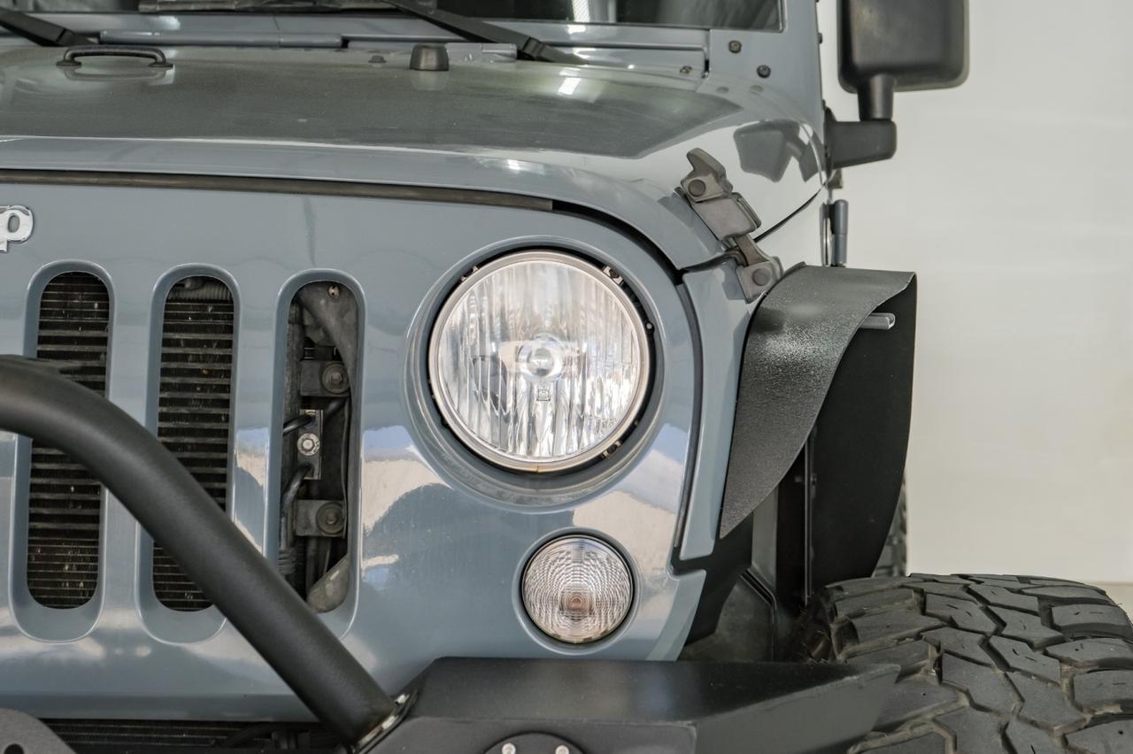 2014 Jeep Wrangler UNLIMITED SAHARA 4WD AUTOMATIC SOFT TOP CONVERTIBLE RUNNING BOARDS TOW HITCH Carrollton TX
