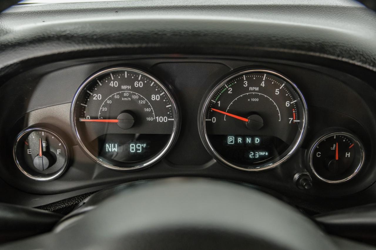 2014 Jeep Wrangler UNLIMITED SAHARA 4WD AUTOMATIC SOFT TOP CONVERTIBLE RUNNING BOARDS TOW HITCH Carrollton TX