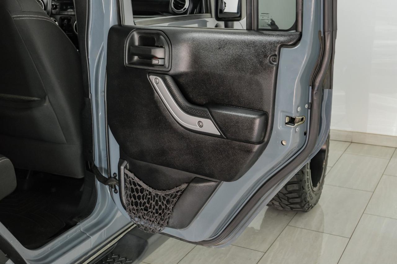 2014 Jeep Wrangler UNLIMITED SAHARA 4WD AUTOMATIC SOFT TOP CONVERTIBLE RUNNING BOARDS TOW HITCH Carrollton TX