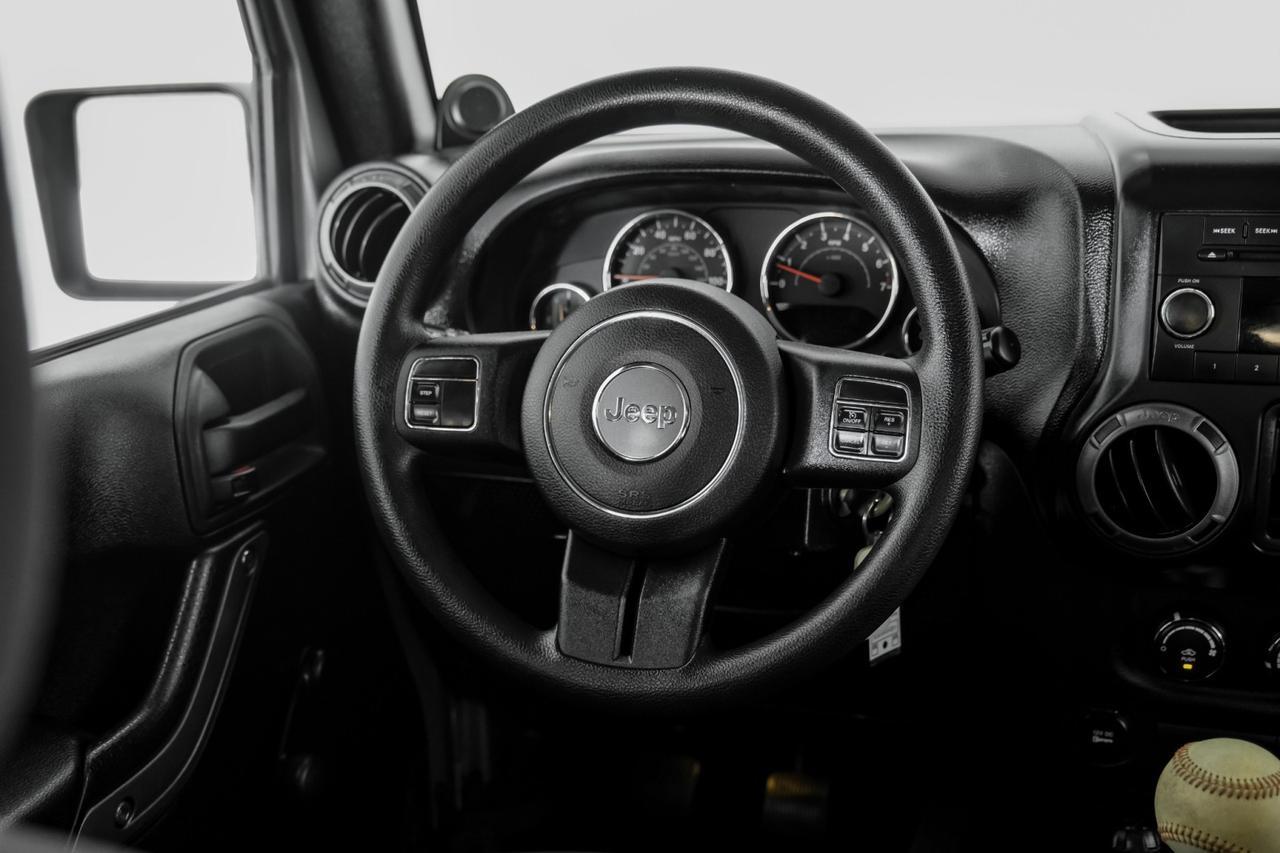 2014 Jeep Wrangler UNLIMITED SPORT 4WD SOFT TOP CONVERTIBLE CRUISE CONTROL ALLOY WH Carrollton TX