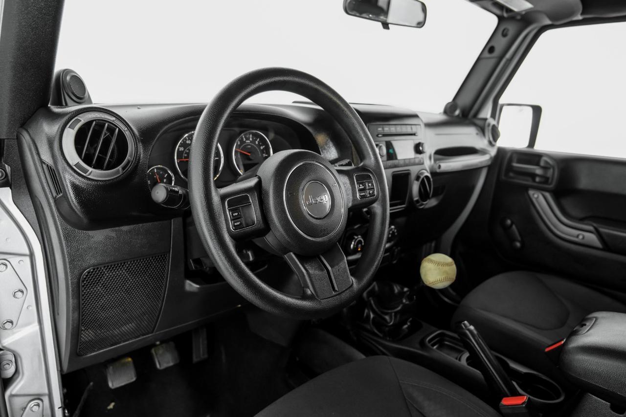 2014 Jeep Wrangler UNLIMITED SPORT 4WD SOFT TOP CONVERTIBLE CRUISE CONTROL ALLOY WH Carrollton TX