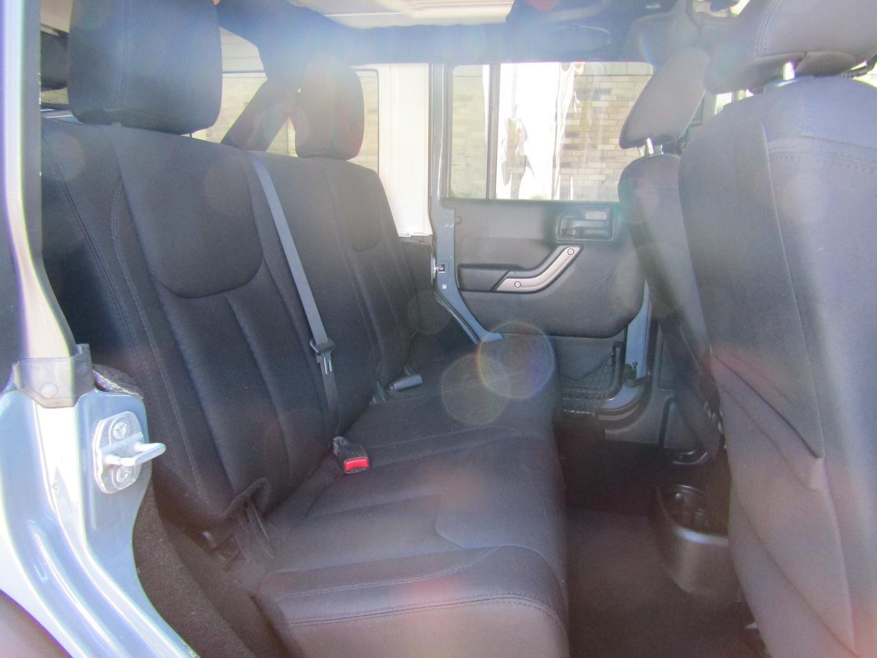 2014 Jeep Wrangler Unlimited 4WD 4dr Sport Grand Prairie TX