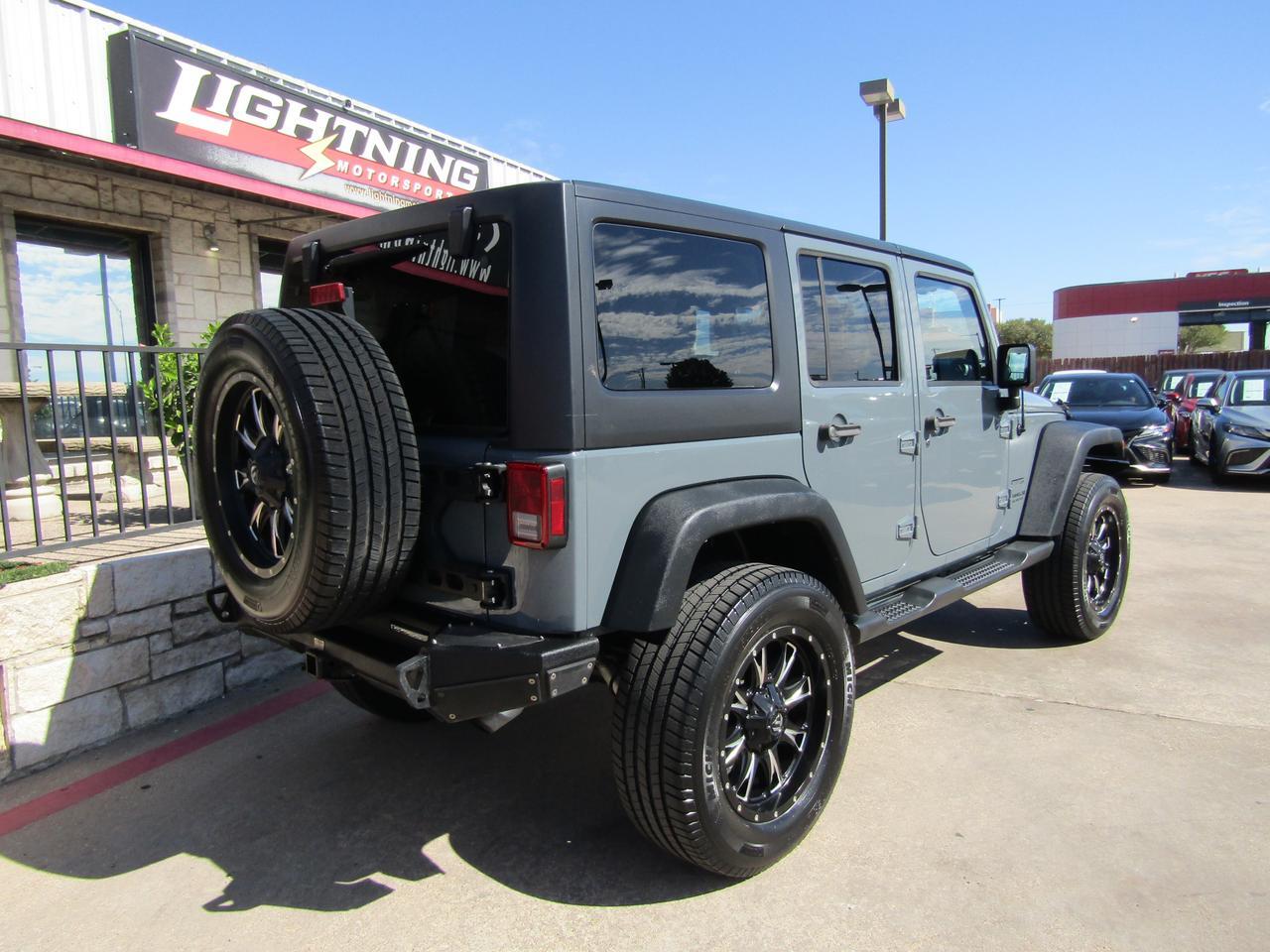 2014 Jeep Wrangler Unlimited 4WD 4dr Sport Grand Prairie TX