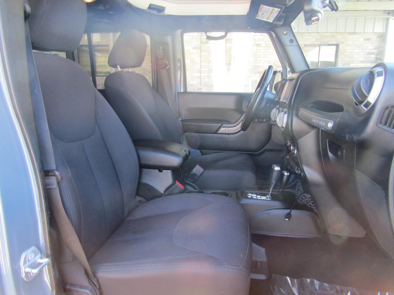2014 Jeep Wrangler Unlimited 4WD 4dr Sport Grand Prairie TX