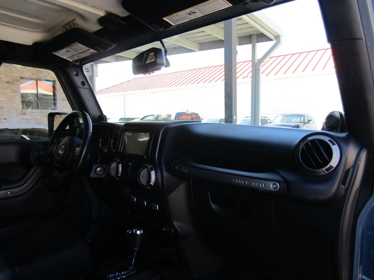 2014 Jeep Wrangler Unlimited 4WD 4dr Sport Grand Prairie TX