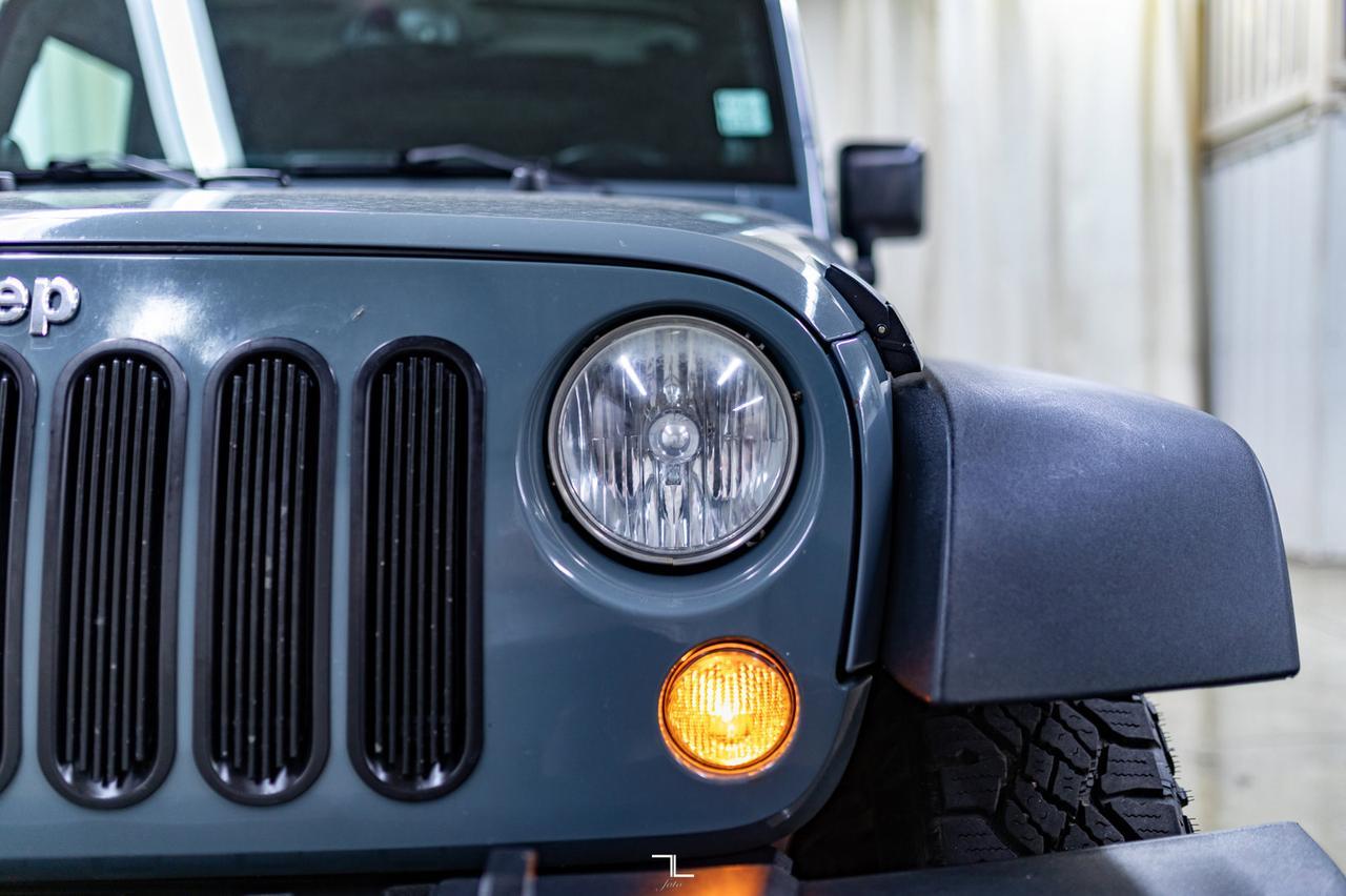 2014 Jeep Wrangler Unlimited 4x4 Rubicon Nav Red Deer AB