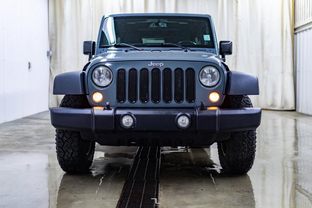 2014 Jeep Wrangler Unlimited 4x4 Rubicon Nav Red Deer AB