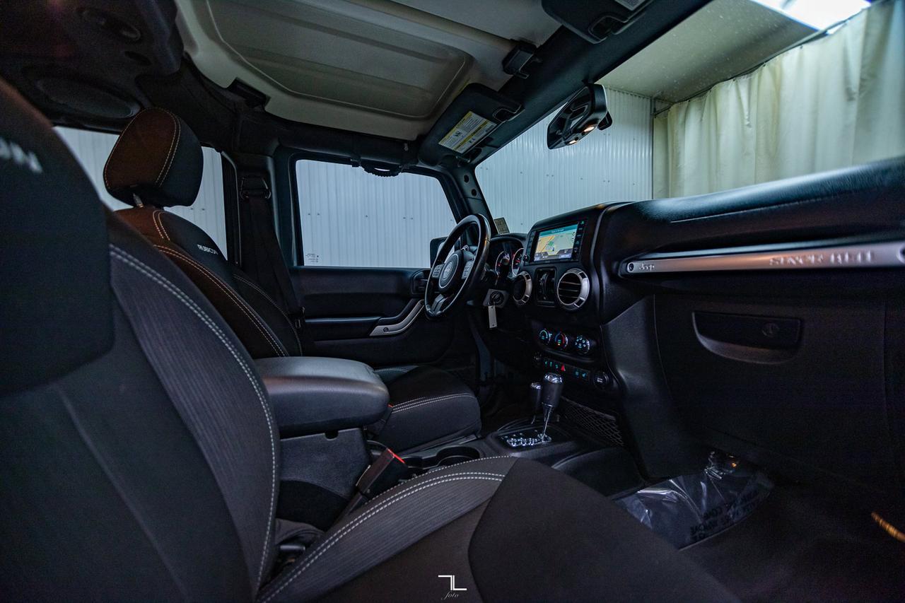 2014 Jeep Wrangler Unlimited 4x4 Rubicon Nav Red Deer AB