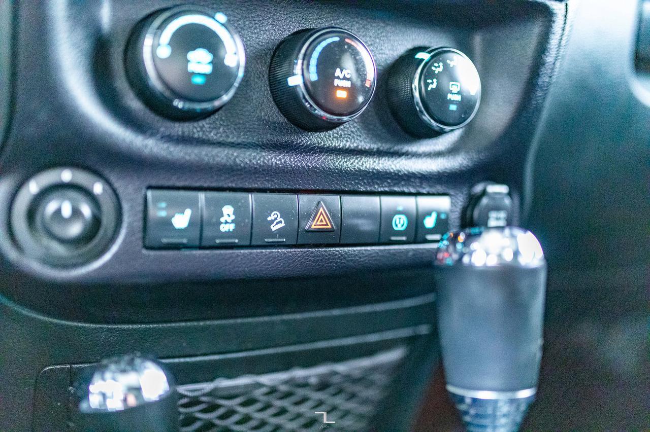 2014 Jeep Wrangler Unlimited 4x4 Rubicon Nav Red Deer AB