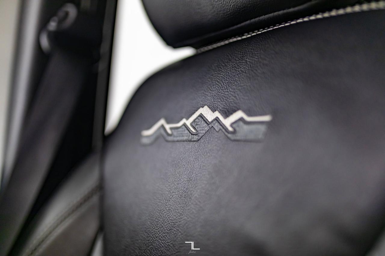 2014 Jeep Wrangler Unlimited 4x4 Sahara Polar Edition Leather Nav Fuel Wheels Red Deer AB