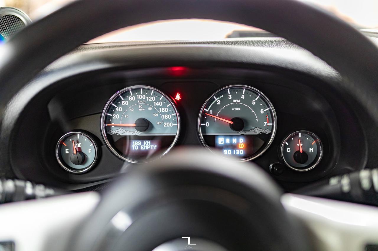 2014 Jeep Wrangler Unlimited 4x4 Sahara Polar Edition Leather Nav Fuel Wheels Red Deer AB