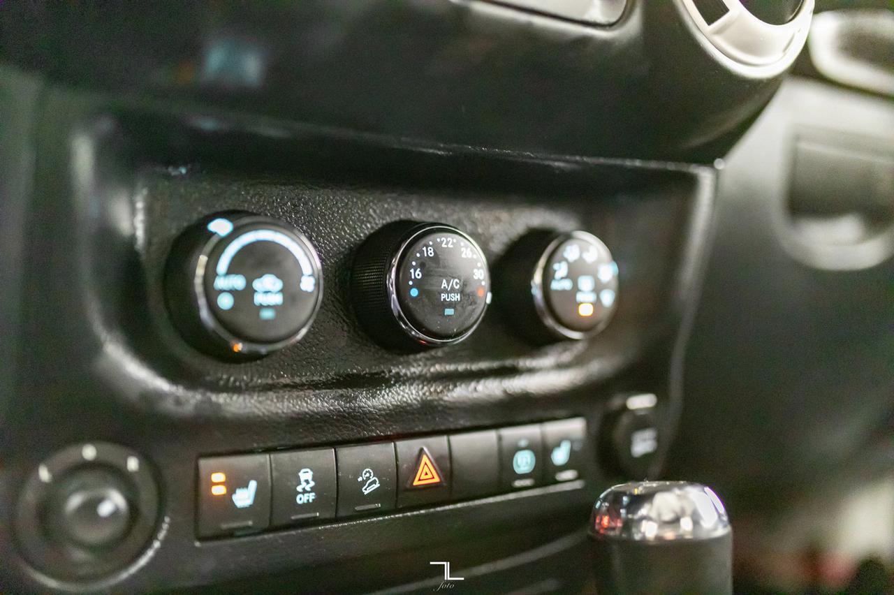 2014 Jeep Wrangler Unlimited 4x4 Sahara Polar Edition Leather Nav Fuel Wheels Red Deer AB