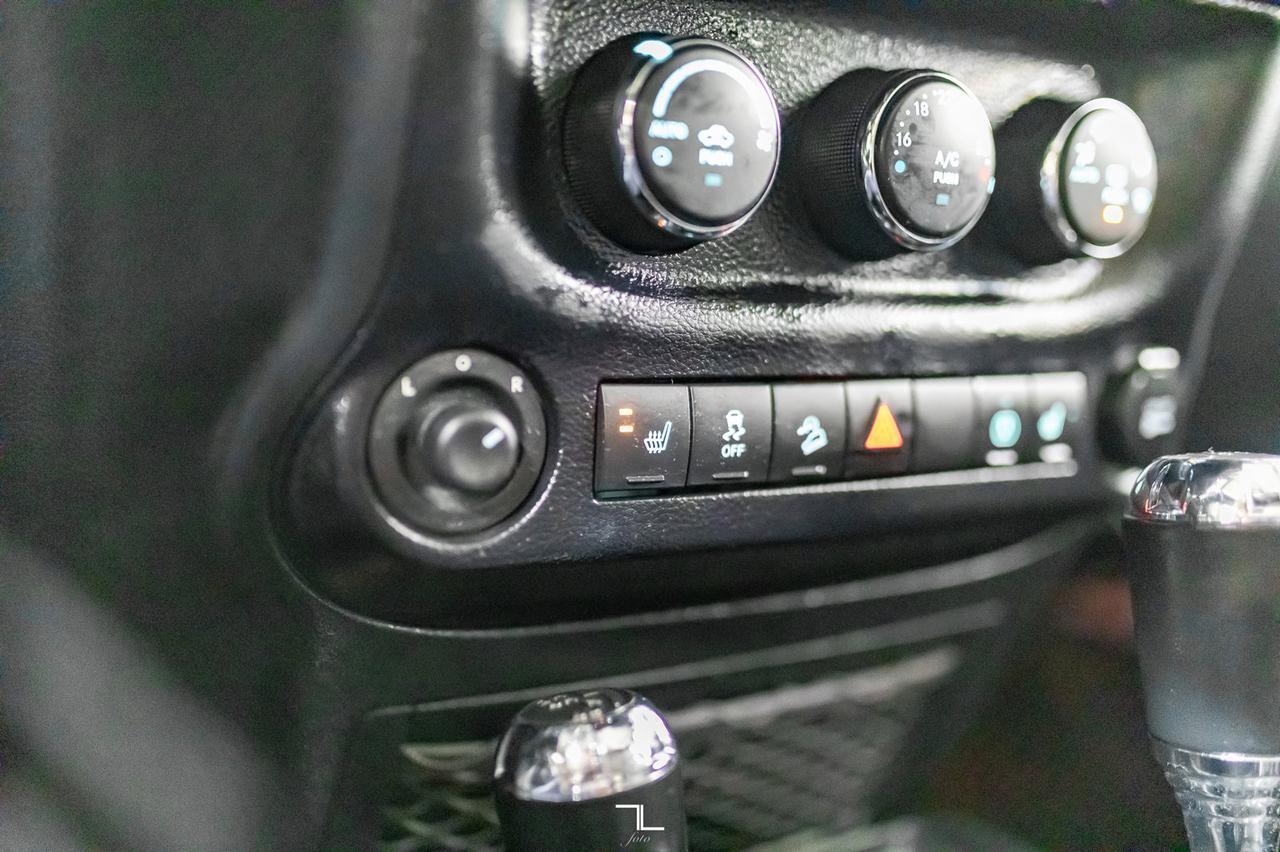 2014 Jeep Wrangler Unlimited 4x4 Sahara Polar Edition Leather Nav Fuel Wheels Red Deer AB