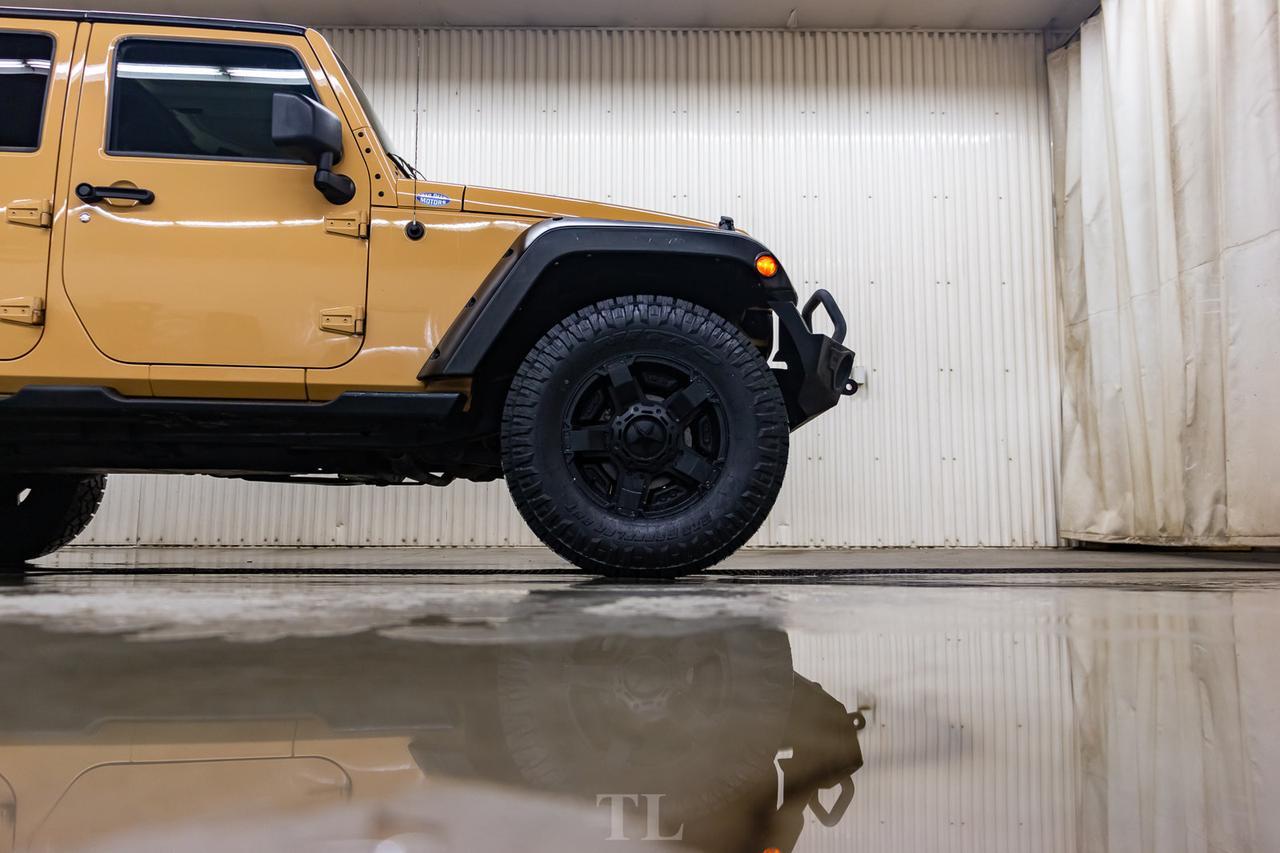 2014 Jeep Wrangler Unlimited 4x4 Sahara Red Deer AB