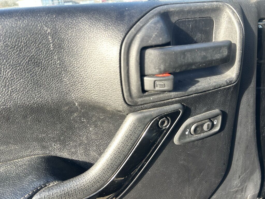 2014 Jeep Wrangler Unlimited Altitude Crestwood KY