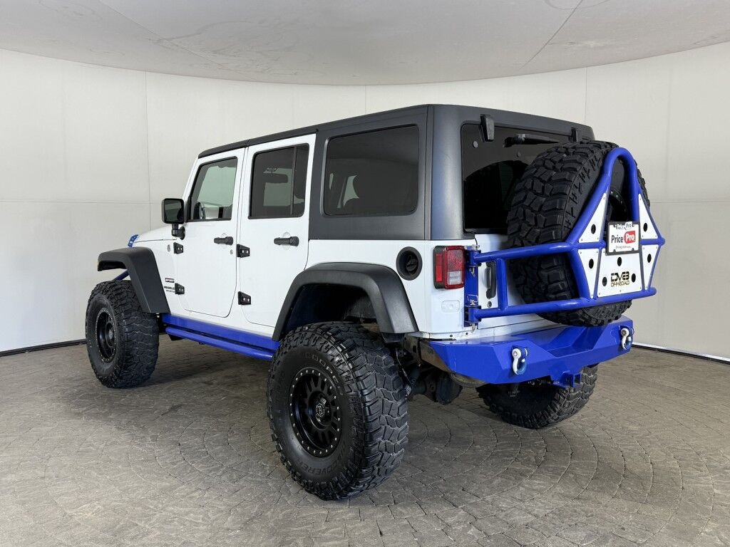 2014 Jeep Wrangler Unlimited Hard Top Sport 4x4 w/Upgrades Maumee OH