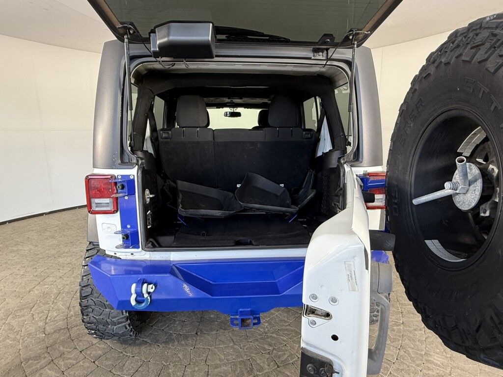 2014 Jeep Wrangler Unlimited Hard Top Sport 4x4 w/Upgrades Maumee OH