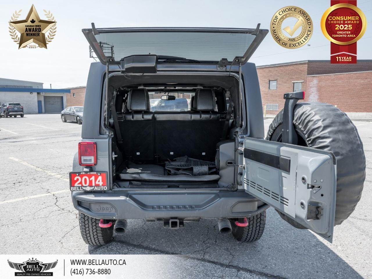 2014 Jeep Wrangler Unlimited Rubicon | APPLE CARPLAY® | LEATHER | FOG LIGHTS | TOW HITCH | DSR | NO ACCIDENT | CLEAN CARFAX Toronto ON