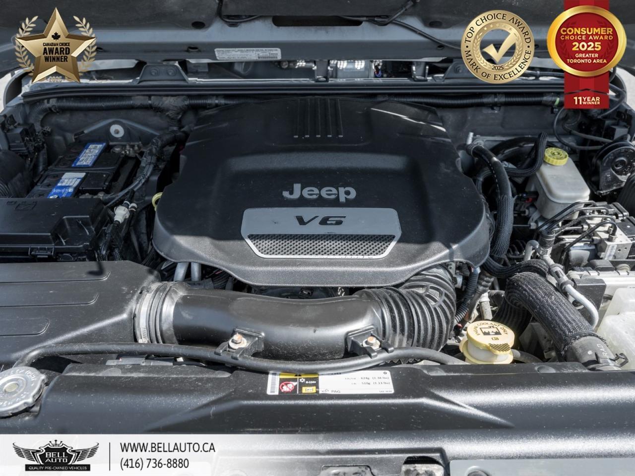 2014 Jeep Wrangler Unlimited Rubicon | APPLE CARPLAY® | LEATHER | FOG LIGHTS | TOW HITCH | DSR | NO ACCIDENT | CLEAN CARFAX Toronto ON