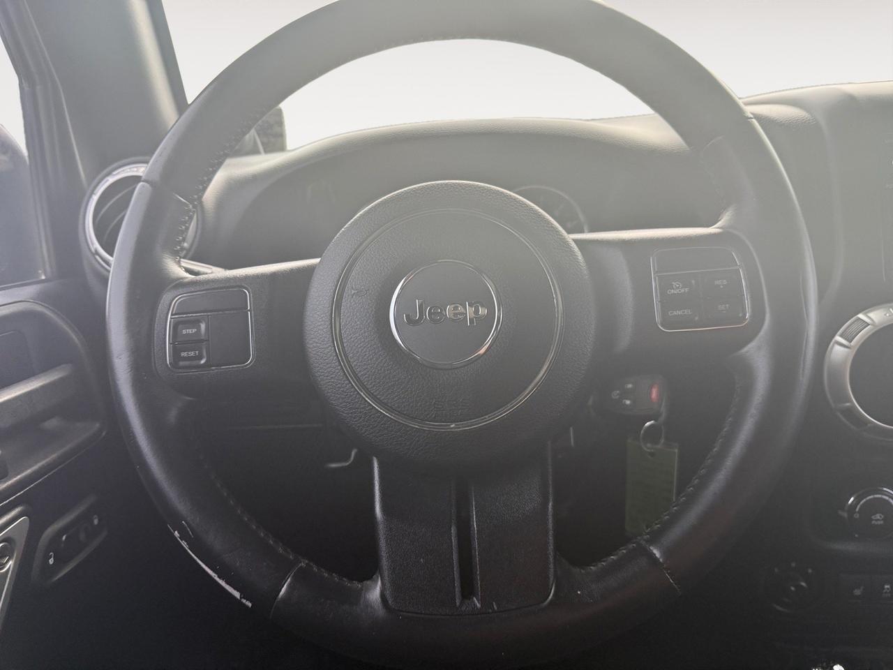 2014 Jeep Wrangler Unlimited Rubicon, HEATED SEATS, BLUETOOTH, RUNNING BOARDS, TOW PACKAGE, FENDER FLARES, POWER/HEATED MIRRORS, KEYLESS ENTRY, TOW HOOKS, LOW MILES, THIS JEEP IS READY FOR ITS NEXT ADVENTURE! Norfolk VA