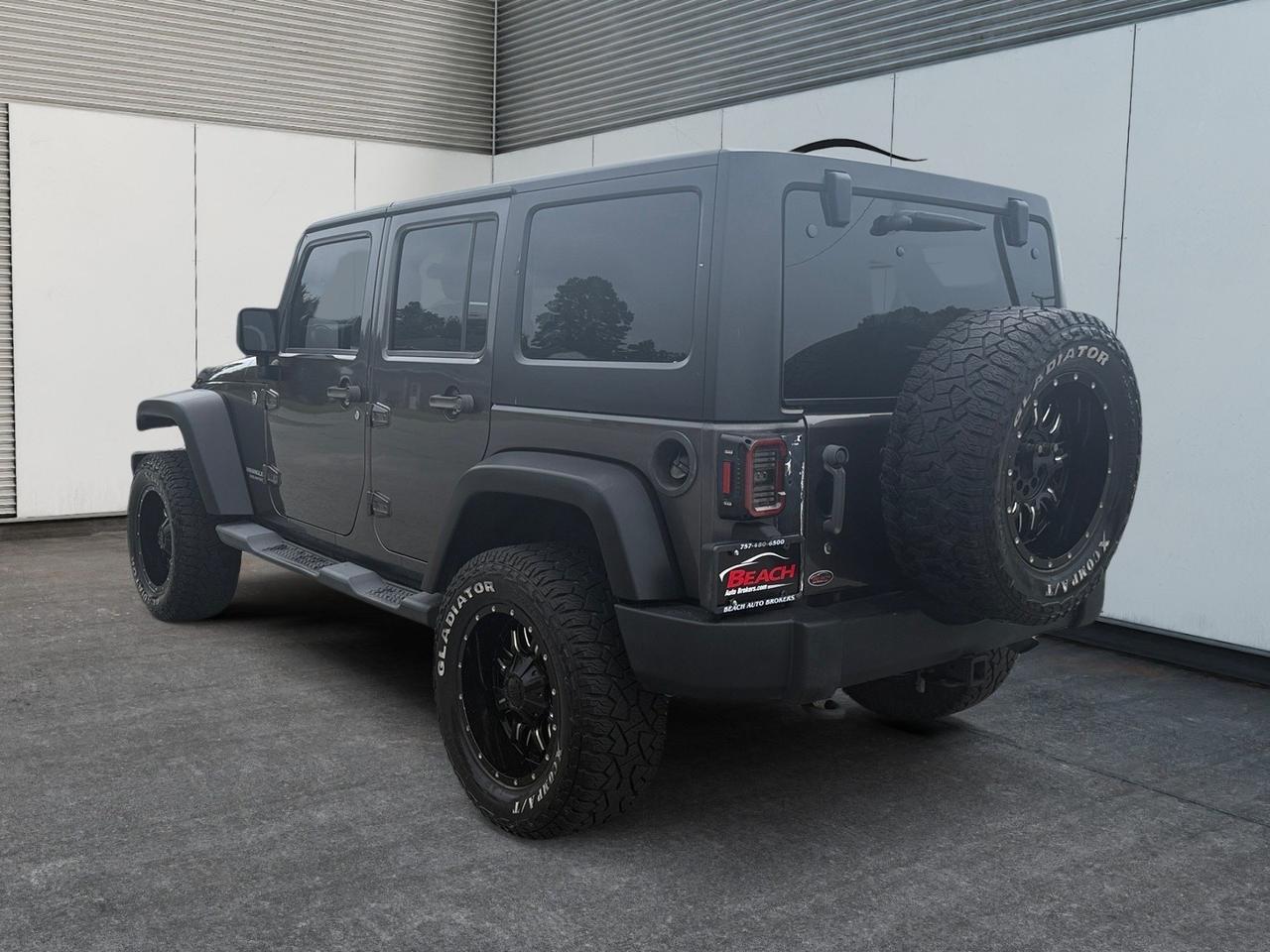 2014 Jeep Wrangler Unlimited Rubicon, HEATED SEATS, BLUETOOTH, RUNNING BOARDS, TOW PACKAGE, FENDER FLARES, POWER/HEATED MIRRORS, KEYLESS ENTRY, TOW HOOKS, LOW MILES, THIS JEEP IS READY FOR ITS NEXT ADVENTURE! Norfolk VA