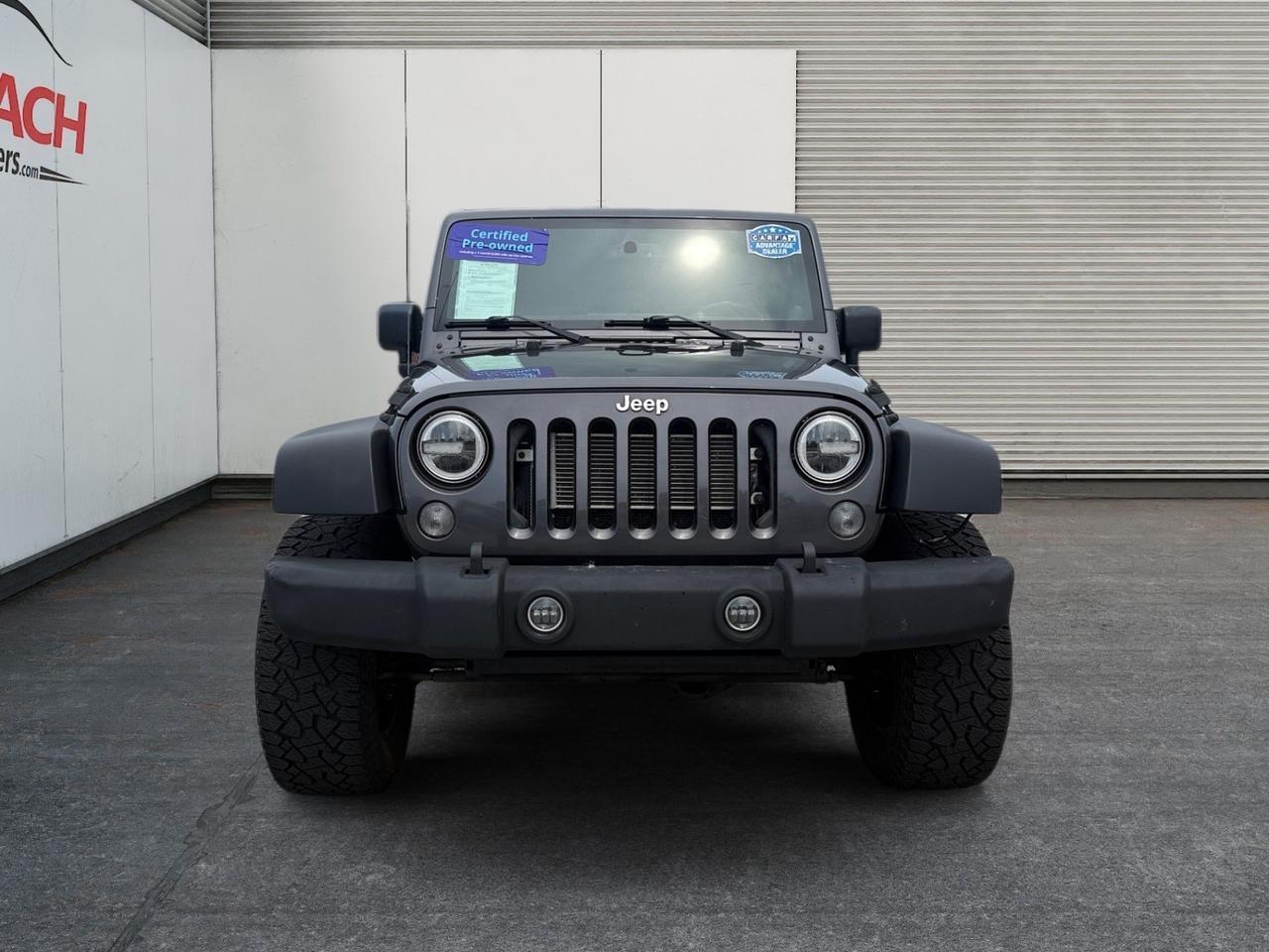 2014 Jeep Wrangler Unlimited Rubicon, HEATED SEATS, BLUETOOTH, RUNNING BOARDS, TOW PACKAGE, FENDER FLARES, POWER/HEATED MIRRORS, KEYLESS ENTRY, TOW HOOKS, LOW MILES, THIS JEEP IS READY FOR ITS NEXT ADVENTURE! Norfolk VA
