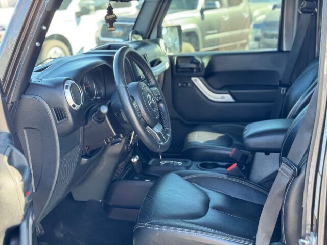 2014 Jeep Wrangler Unlimited Sahara 4WD Mesa AZ