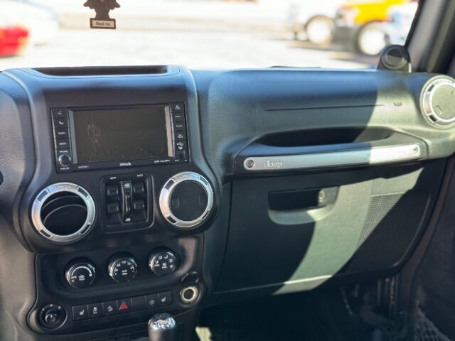2014 Jeep Wrangler Unlimited Sahara 4WD Mesa AZ
