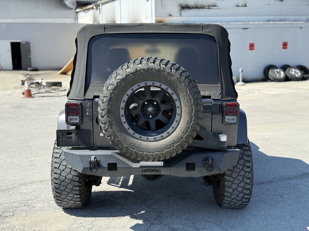 2014 Jeep Wrangler Unlimited Sahara Crestwood KY